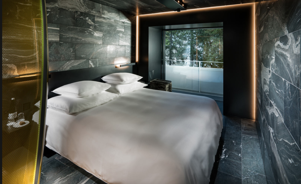 Jak jsme strávili 24 hodin v nejkrásnějším SPA hotelu ve Švýcarsku